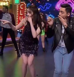 成人冰丝睡裙跳舞视频大全,成人冰丝睡裙舞蹈视频集锦